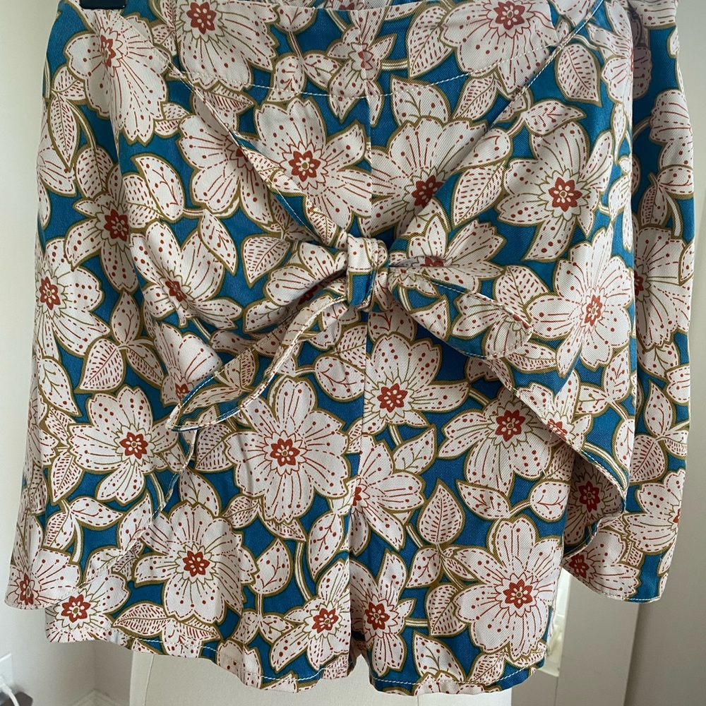 Anthropology Floral Print Shorts with Tie Front XS